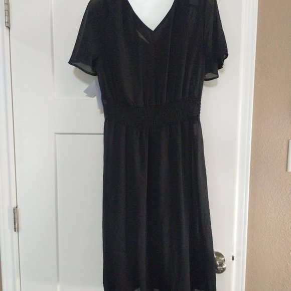 [M] Black Sheer Lined V-Neck Flutter Sleeve Midi Dress - Picture 2 of 6